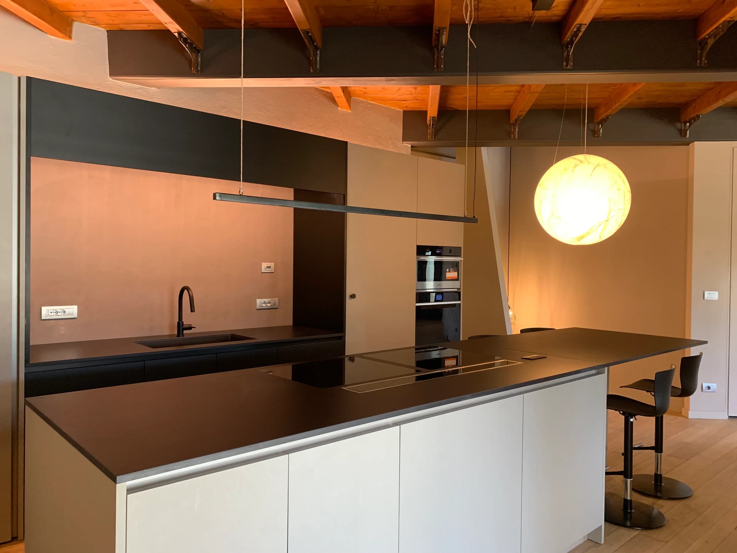 Cucina con isola — Ruata Eandi