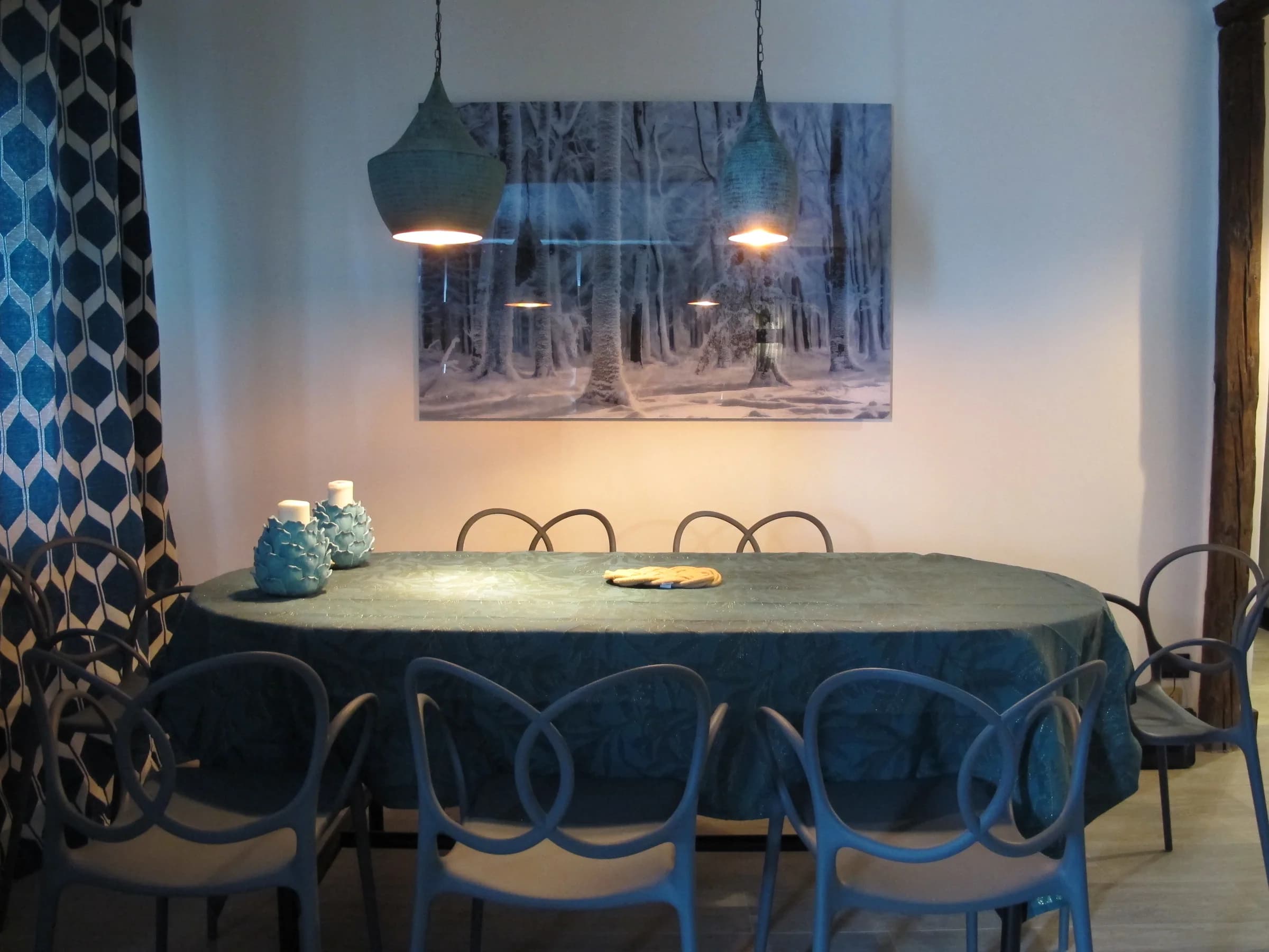 Zona pranzo nei toni del blu — Sestriere