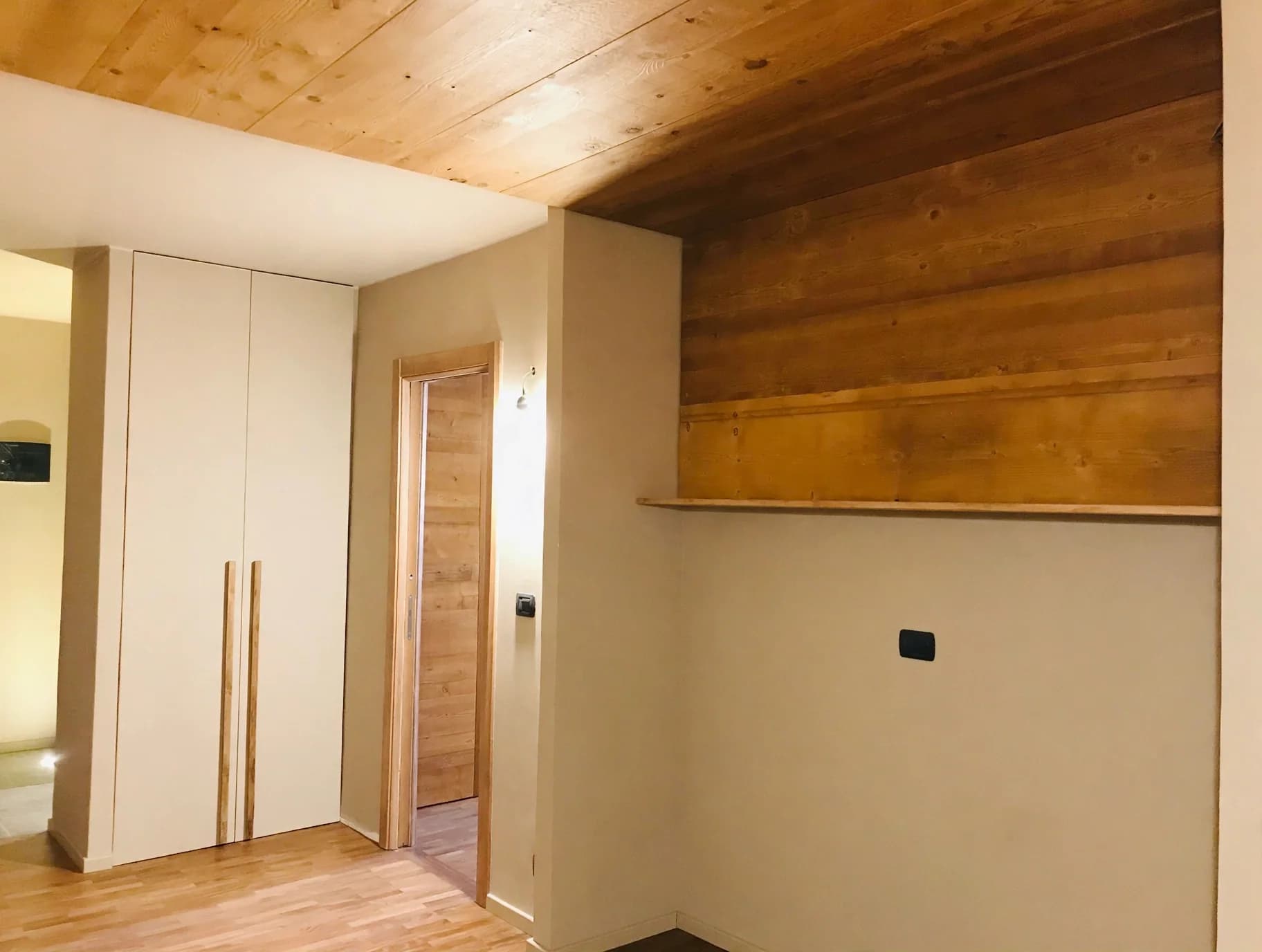 Pannellatura in legno — Sestriere