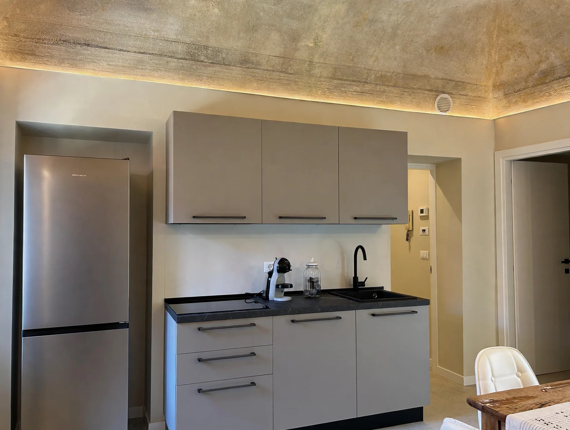 Cucina compatta — Saluzzo